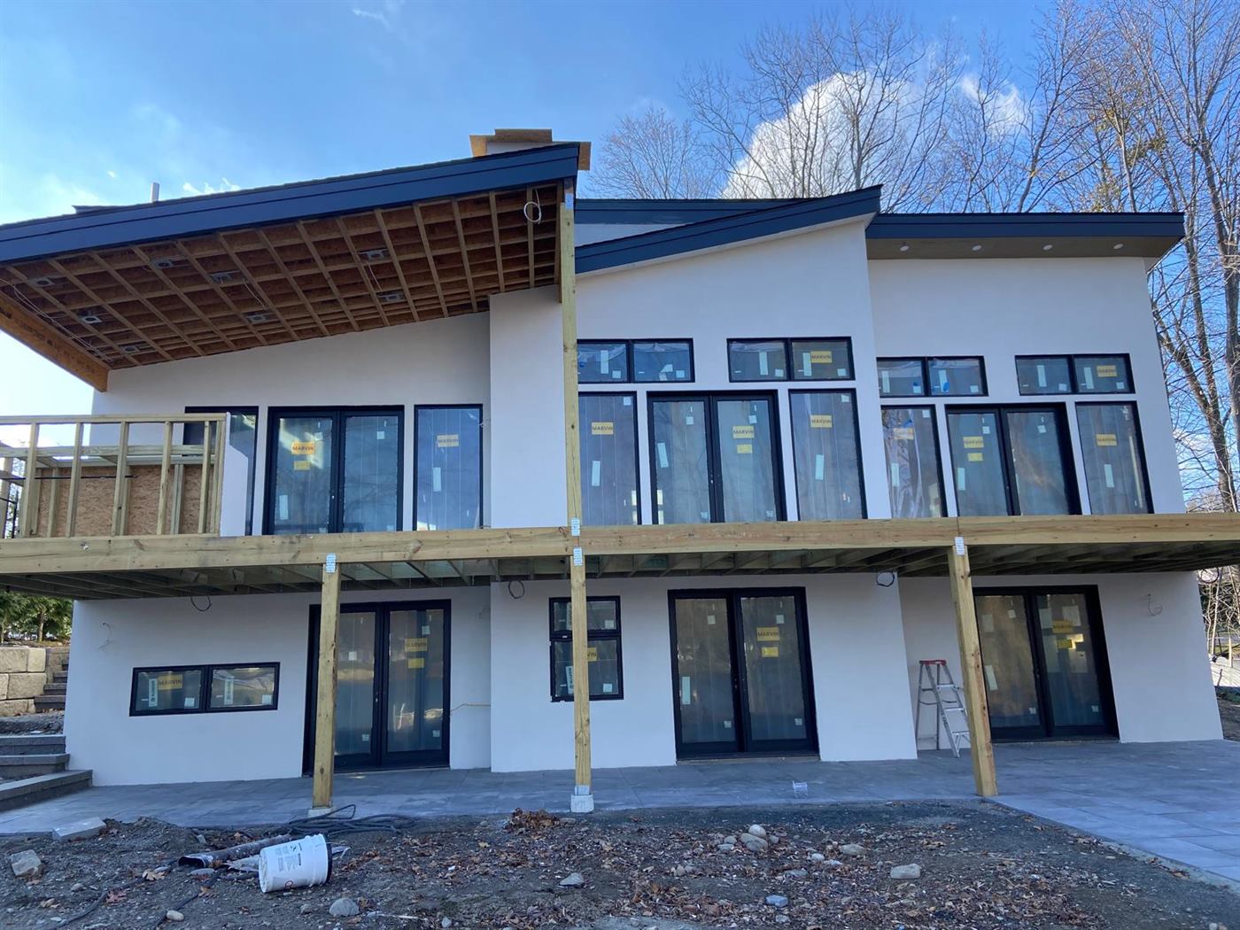 Modern build finished in stucco